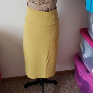 3xl solid mustard lularoe cassie. Nwt